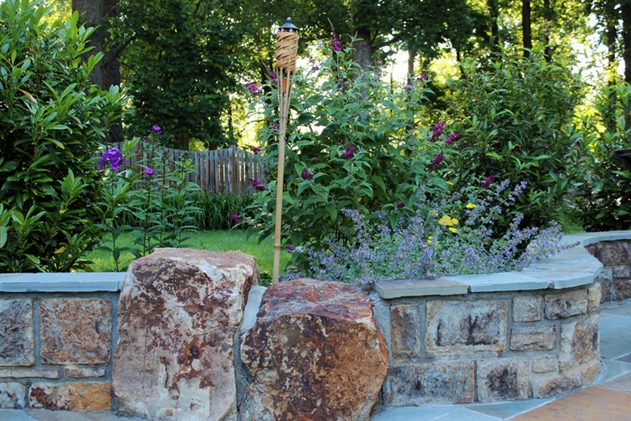 chantilly boulder retaining wall